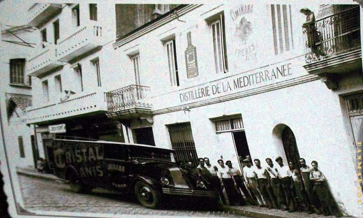 Oran Pub anis 001.JPG